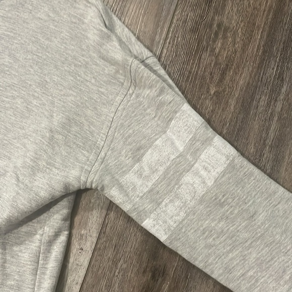 Vineyard Vines Super Soft pajamas gray women’s medium bottom/small top - Picture 3 of 11